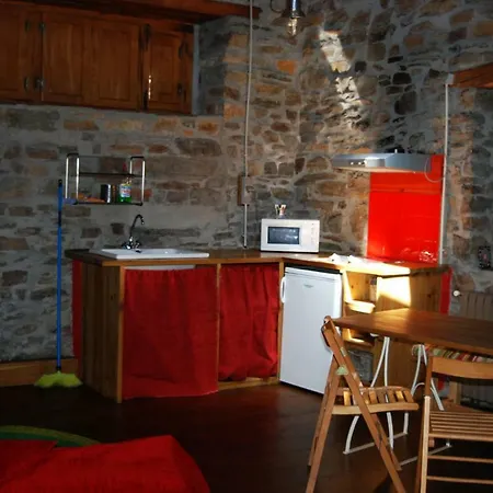 דירה Mil Madrenas Rojas *