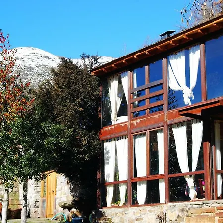 Mil Madrenas Rojas * Salientes