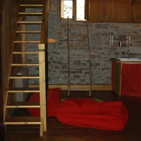 דירה Mil Madrenas Rojas *