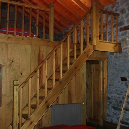 公寓 Mil Madrenas Rojas *