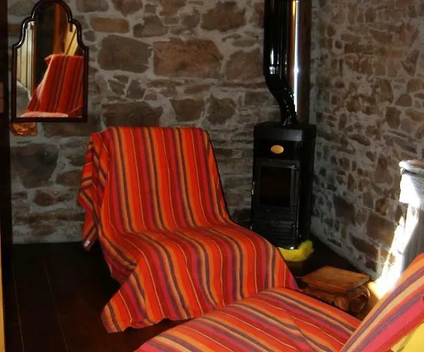 Mil Madrenas Rojas * Salientes