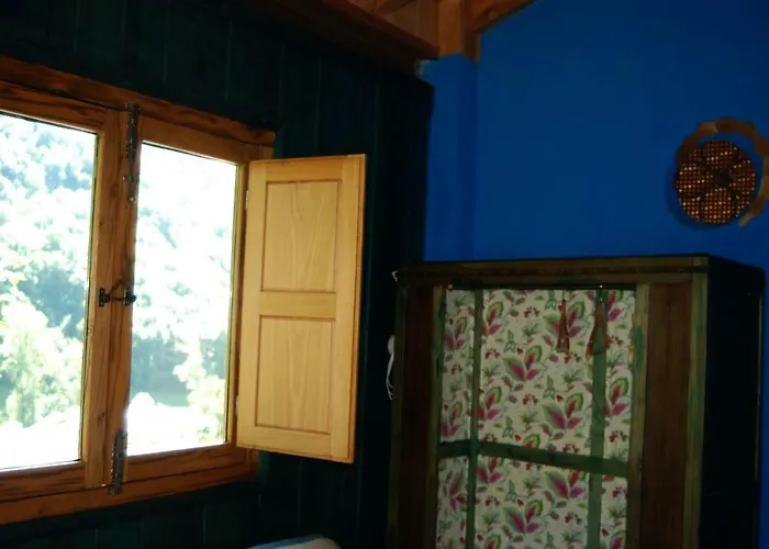 Mil Madrenas Rojas 公寓