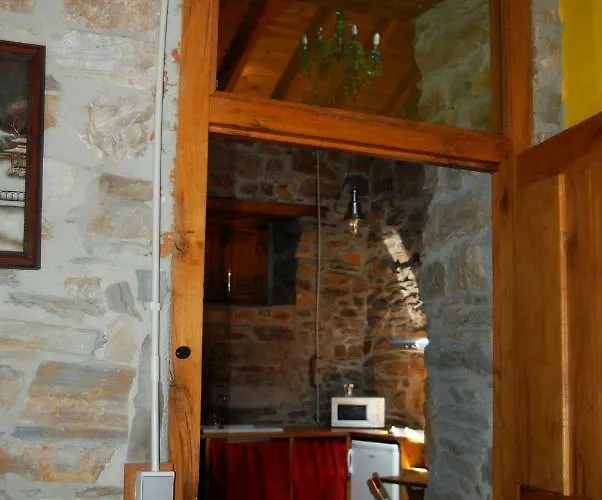 公寓 Mil Madrenas Rojas *