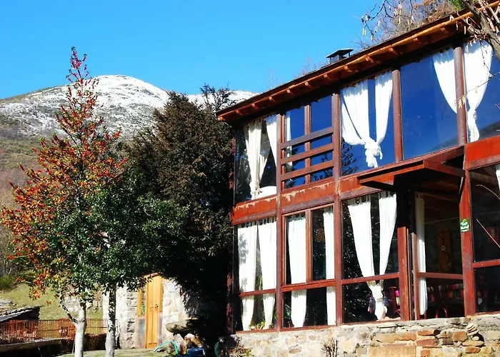 Mil Madrenas Rojas * Salientes