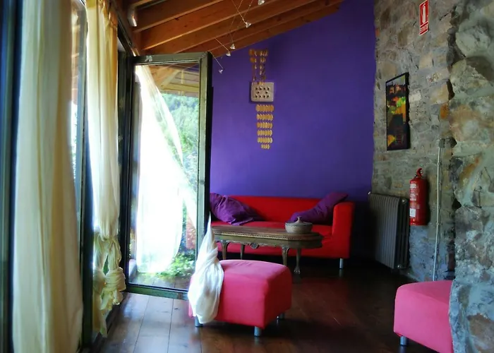 Mil Madrenas Rojas Salientes