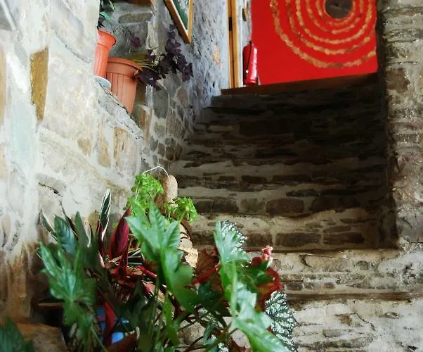 Mil Madrenas Rojas 公寓