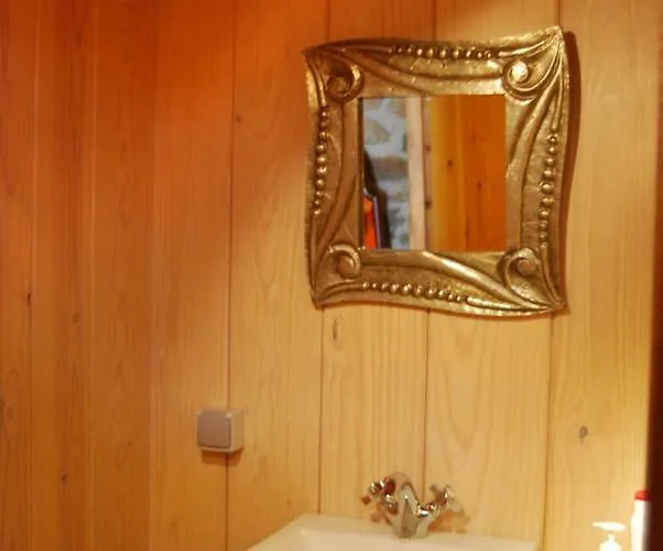 公寓 Mil Madrenas Rojas