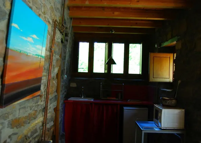 Mil Madrenas Rojas * Salientes